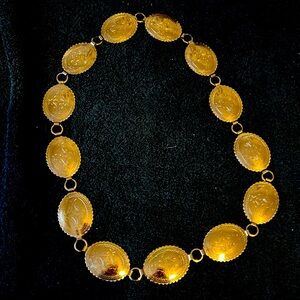 Copper tone necklace bold very retro